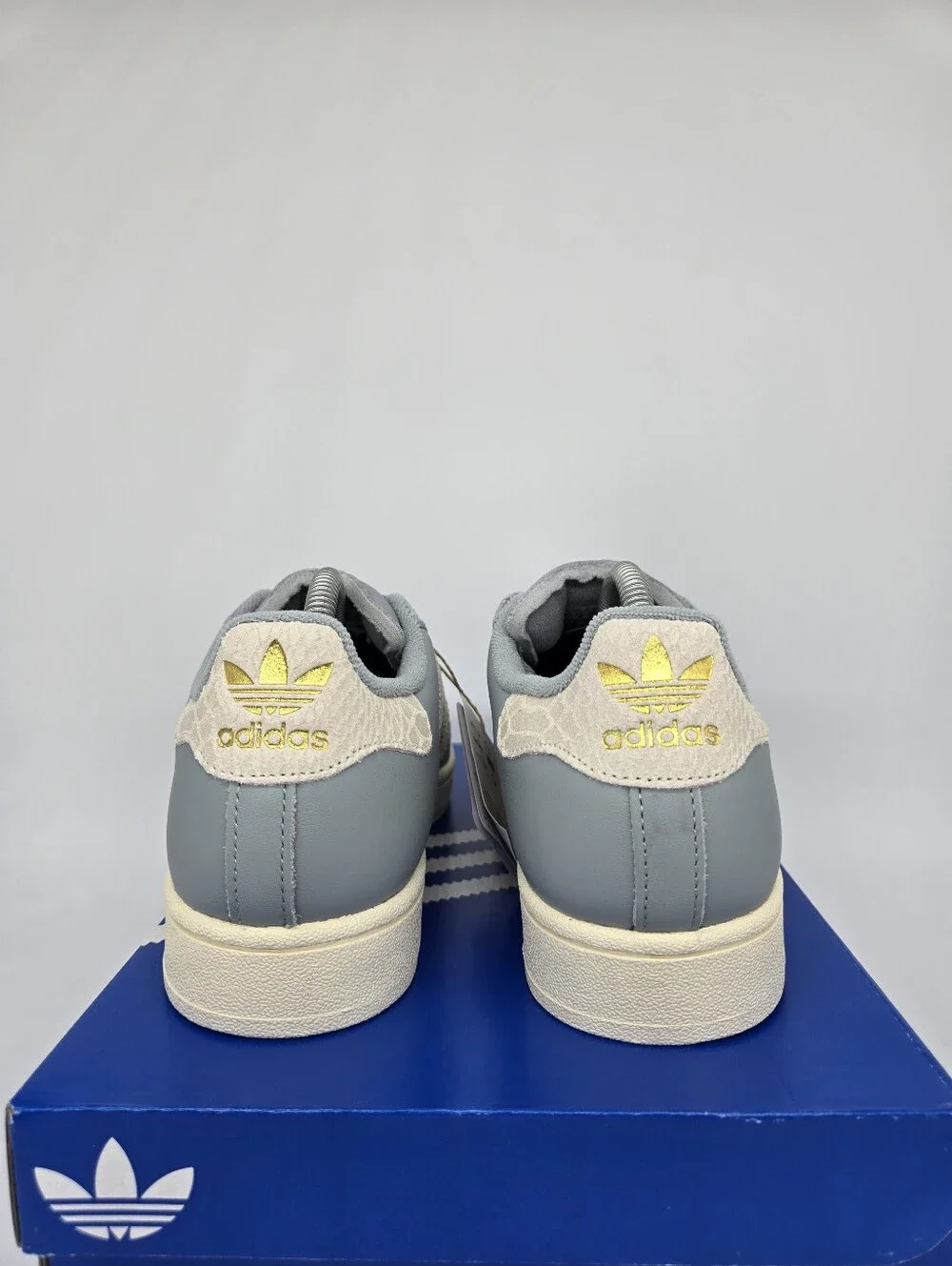adidas Women's Superstar II KH8874 Cream White Snakeskin Sage Shoes Size 7